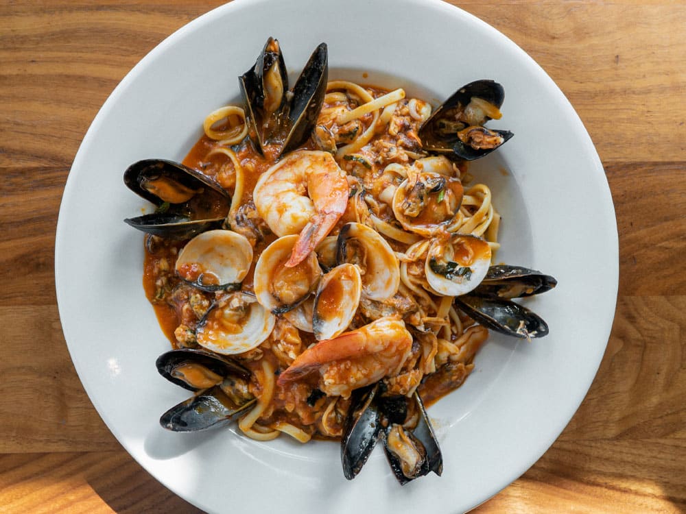 The Linguines Frutti Di Mare of Enoteca Monza